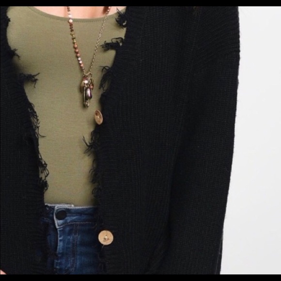 Edgy Cardigan - Picture 3 of 5